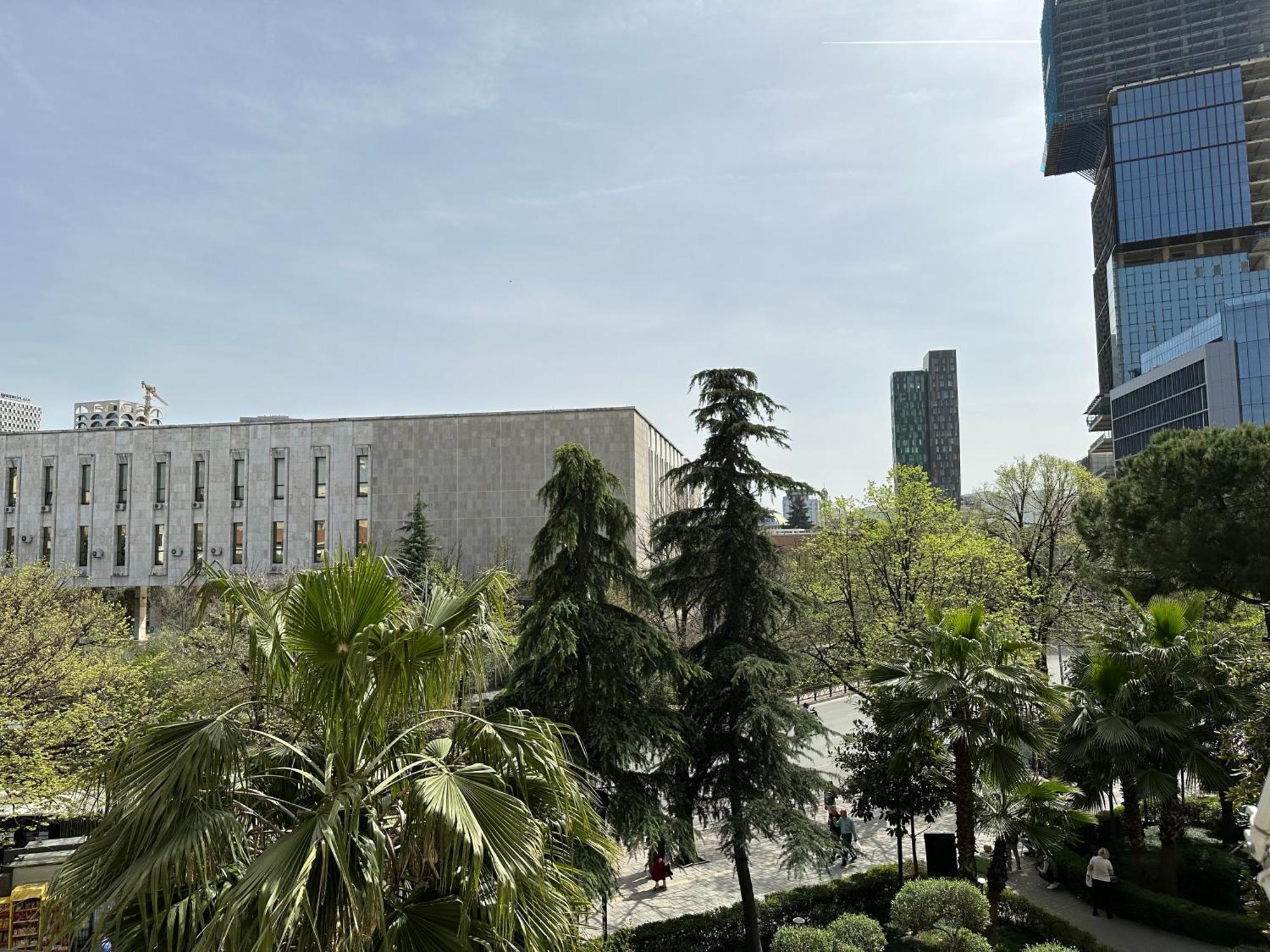 Apartamento Piazza City Center Tirana Exterior foto