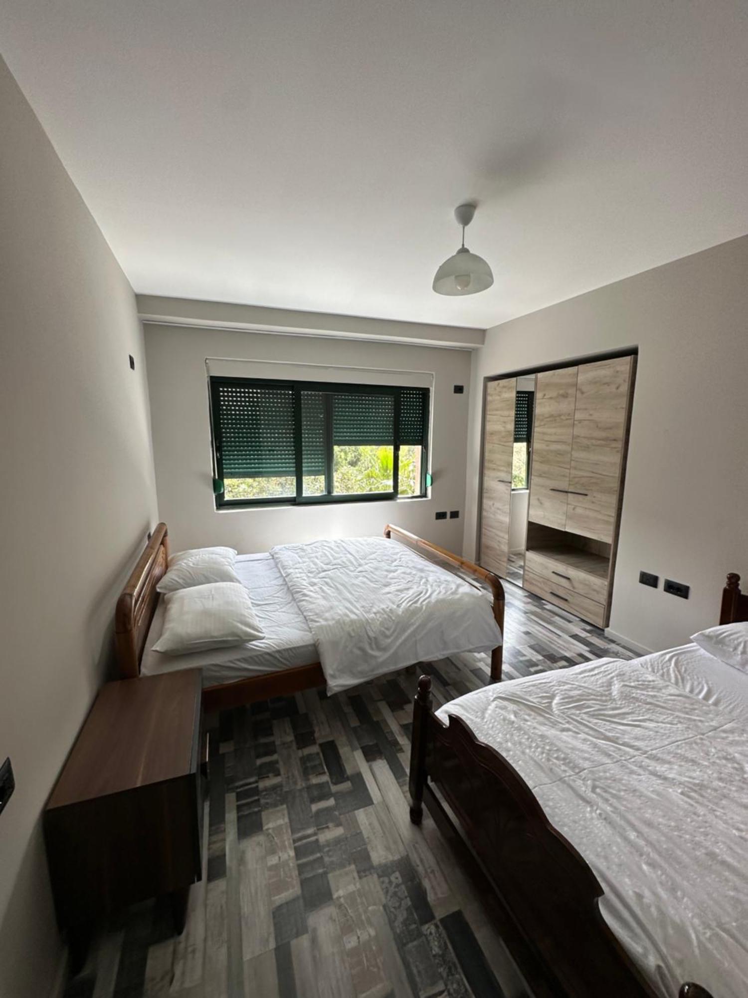 Apartamento Piazza City Center Tirana Exterior foto
